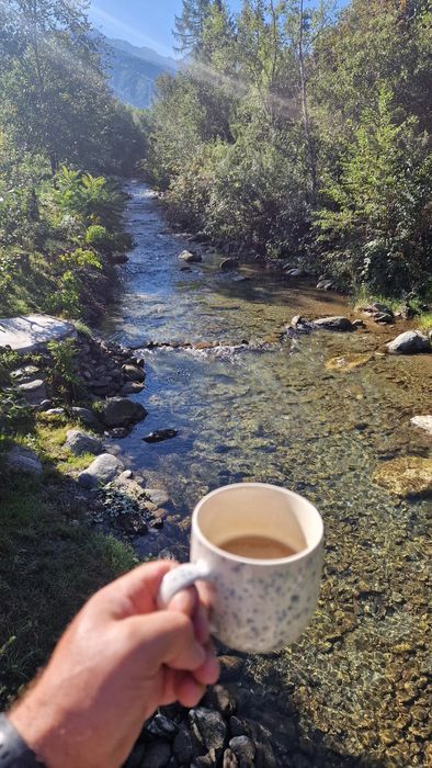 Cabana de închiriat cu jacuzi si piscină