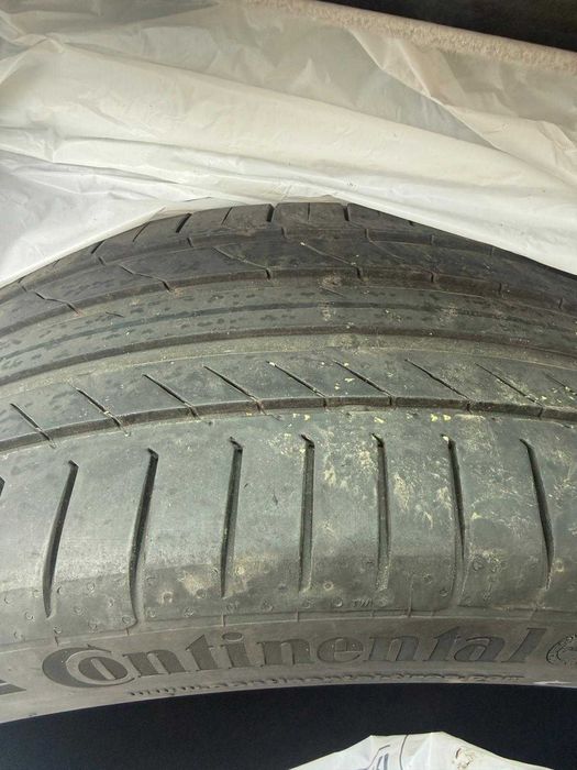 Anvelope Vara Continental 235/45 R20