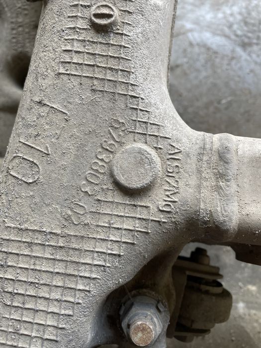 Punte spate dezechipata / Brat / fuzeta BMW f10 f11 seria 5 2012+