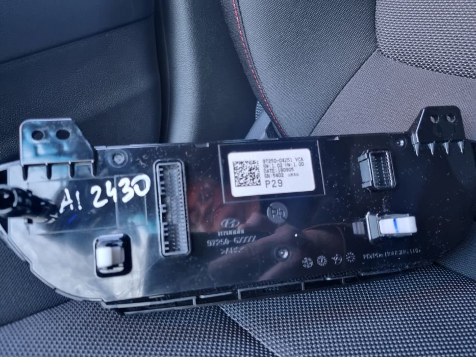 Panou comenzi clima Hyundai i30