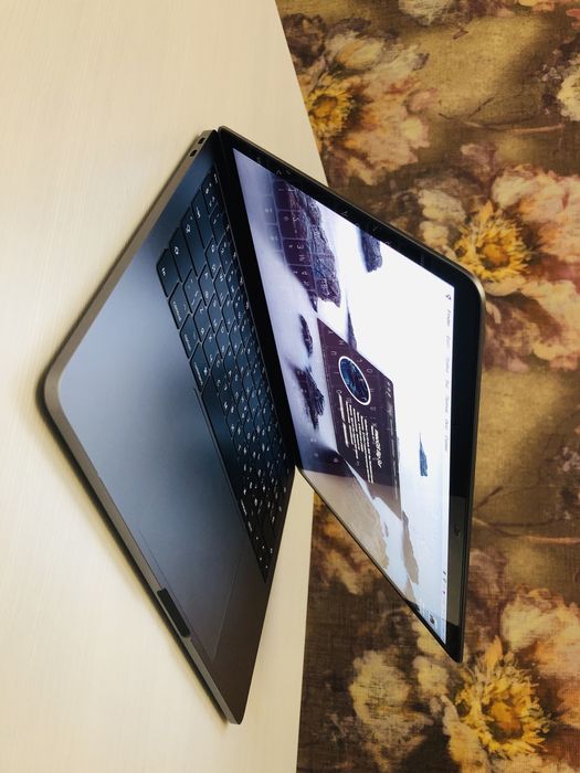 MacBook Pro 13, 2017 года, 256gb