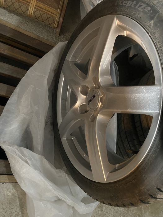 Диски вместе шинами