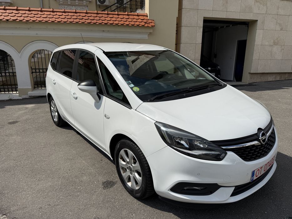 Opel Zafira 2018