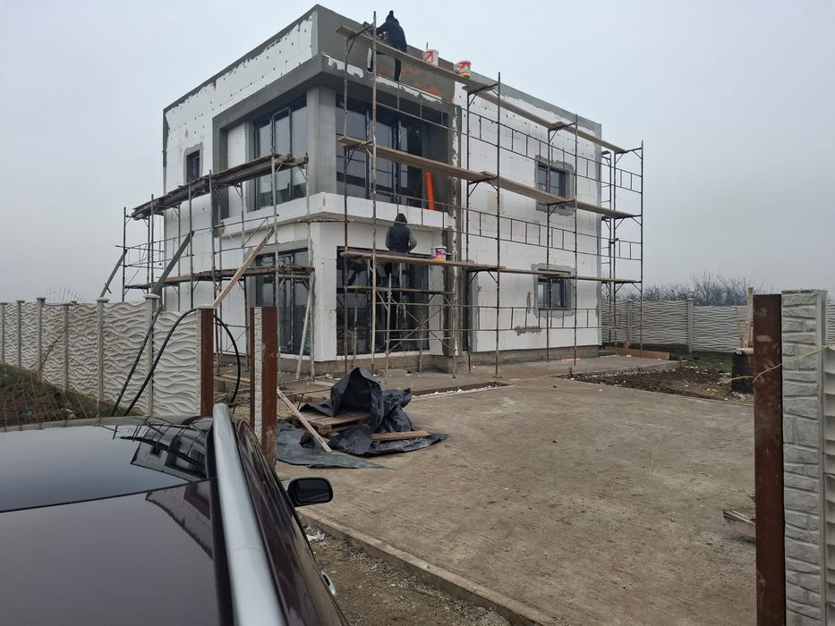 Vila proiect mediteranean 3 camere 2 bai 840 mp curte