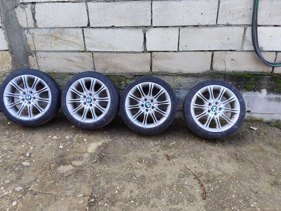Vând jante BMW 18