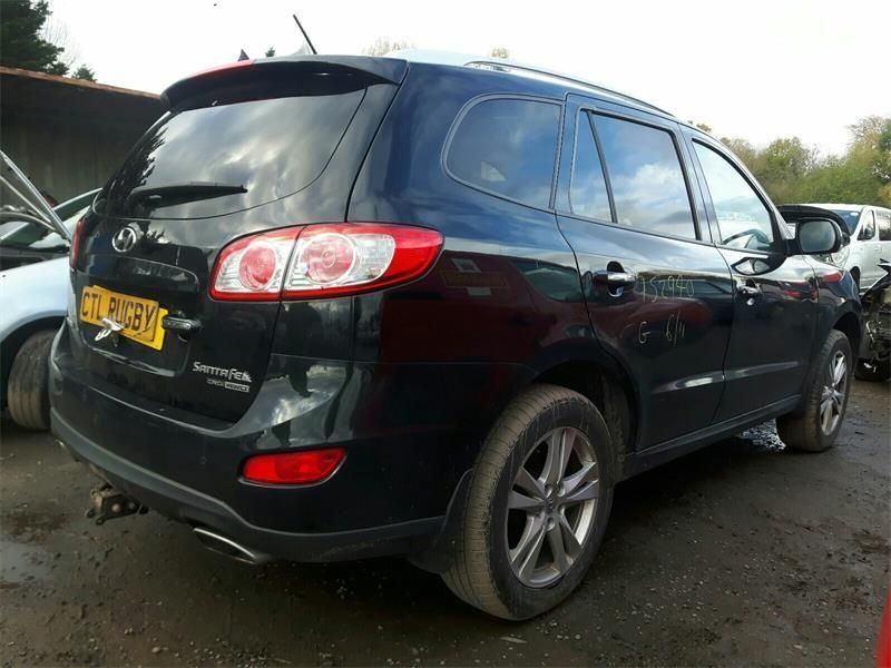 Racitor gaze Hyundai Santa Fe 2011 suv 2.2