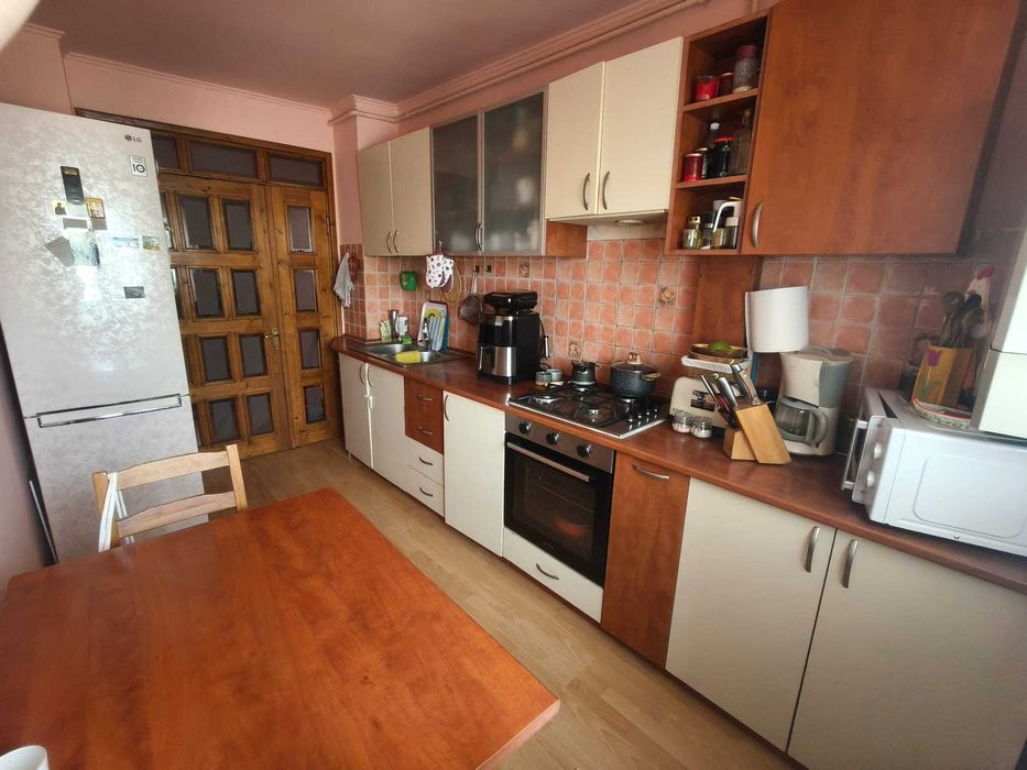 Apartament cu 3 camere, situat pe Strada Herța nr. 20, în zona Arena Națională – Mega Mall, Proprietar