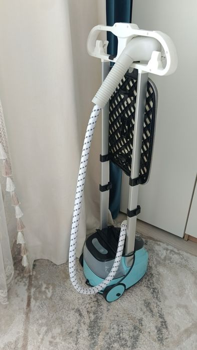 Продам паровой утюг.