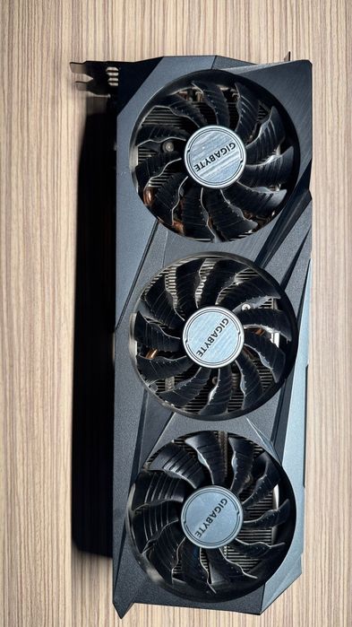 AAMD RX 6800 Radeon Gigabyte Gaming OC