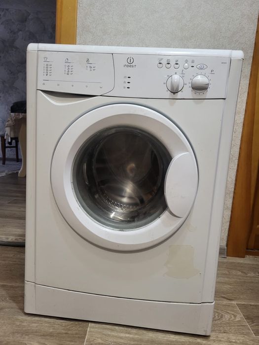 Стиральная машина индезит