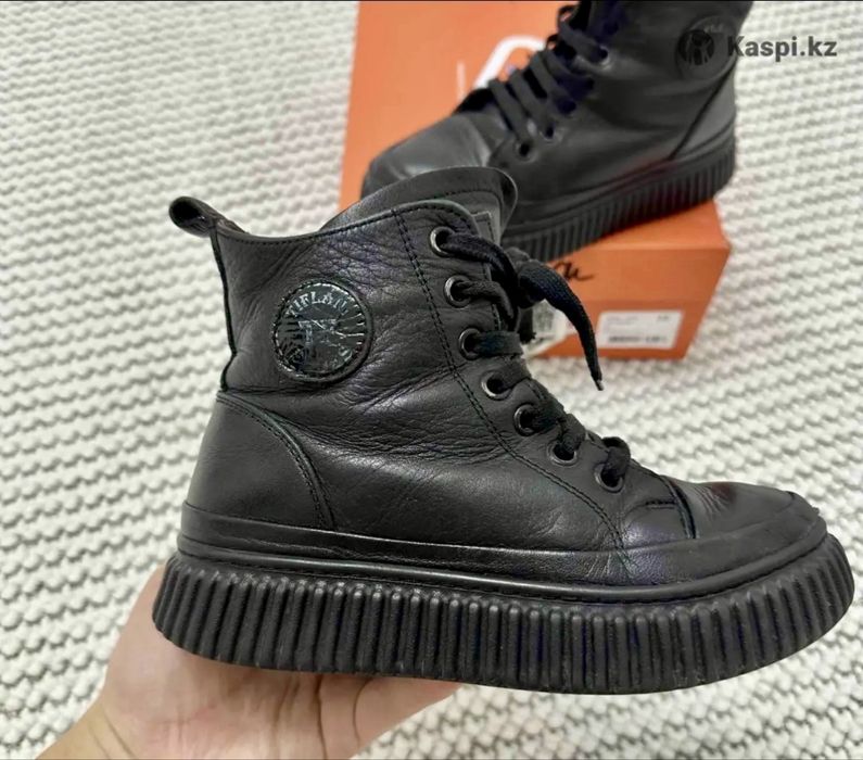 Ботинка кожанный удобный