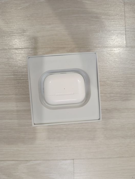 Air pods pro, оригинал.