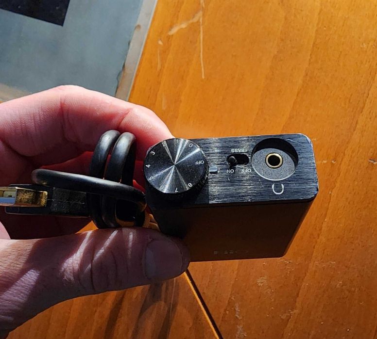 FiiO E10K – отличен USB аудио усилвател и DAC