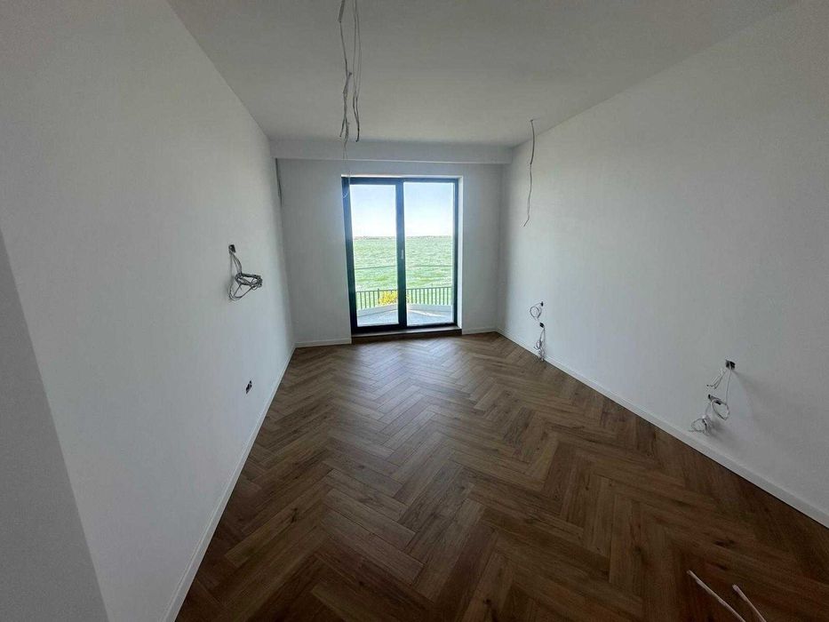 Apartament 3 camere - vedere frontala la lac - Lake On - parter