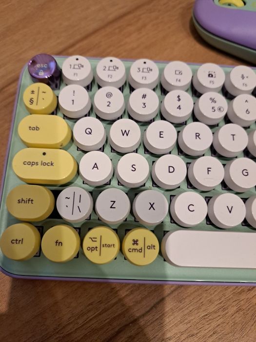 Tastatura si mouse Logiteck pop