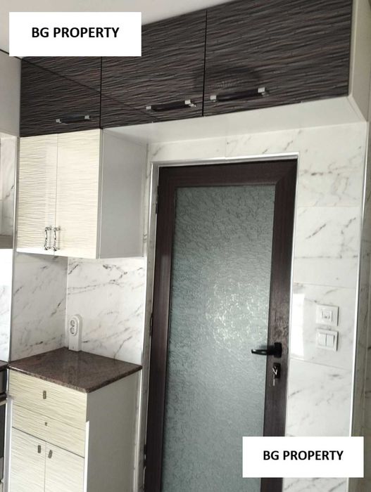 Продава се Тристаен апартамент в Пловдив, Център - 174 кв.м за 2409 €/кв.м - Снимка #8