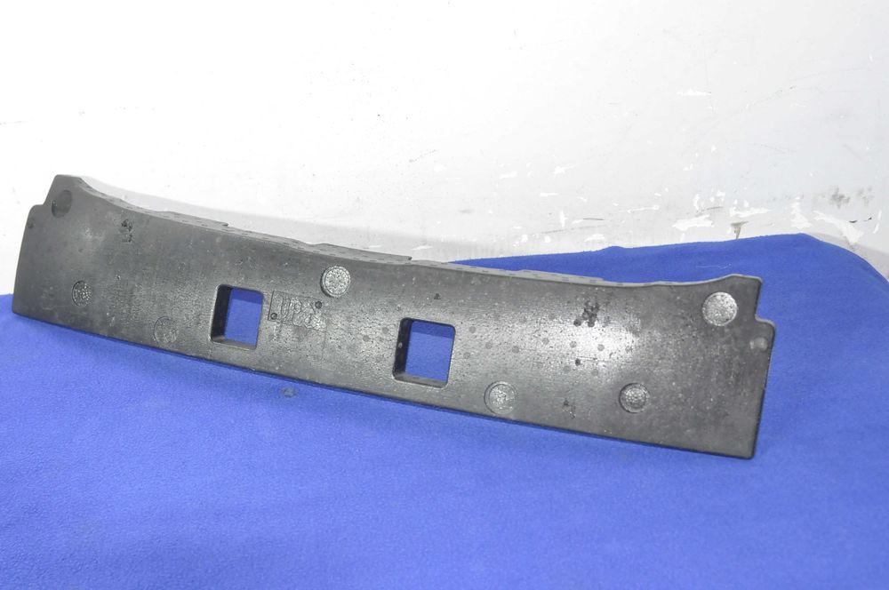 Абсорбер бампера (пенопласт) Toyota Camry V40