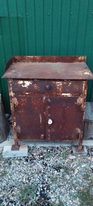 Продам верстак .