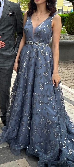 Бална рокля синя