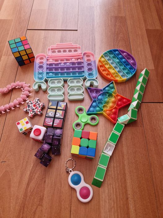 Лот занимателни играчки