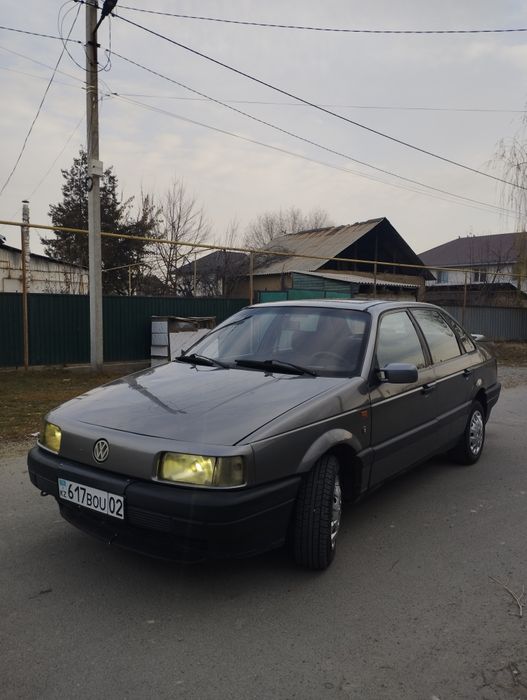 Пассат б3 в хорошем состояние