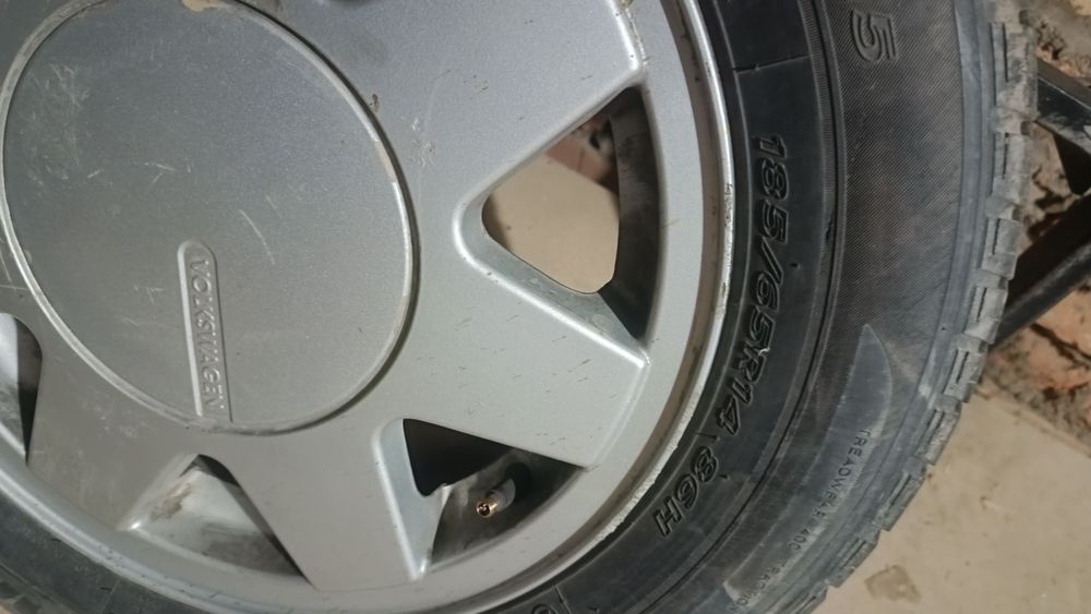 Продам шины с диском