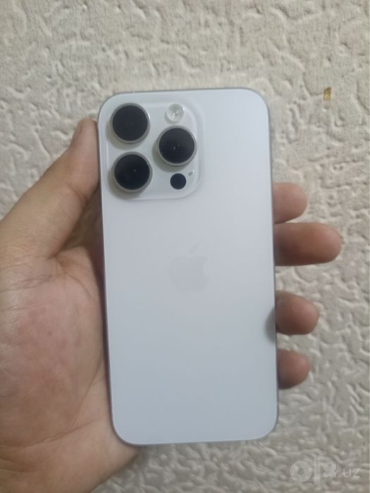 iphone 15 pro white