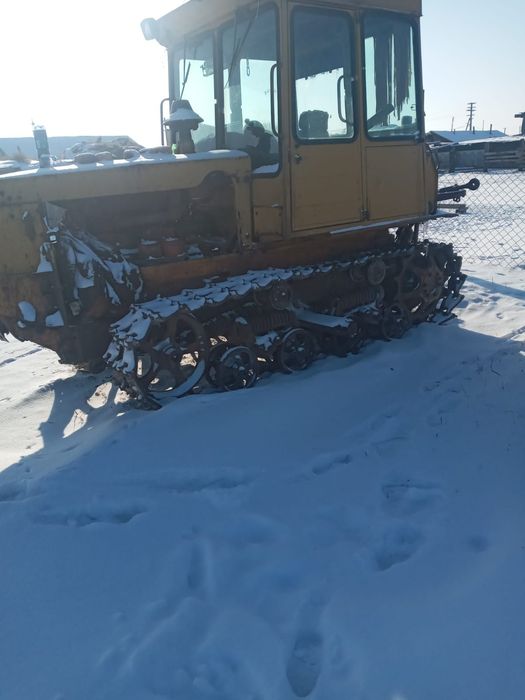 ДТ 75 трактор бульдозер