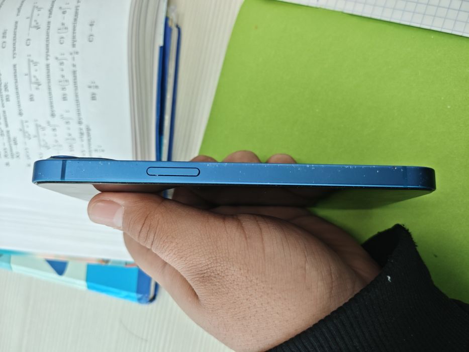 iPhone 13 состояние ближе к идеалу