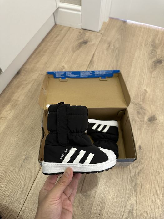 Adidas детские, модель Superstar