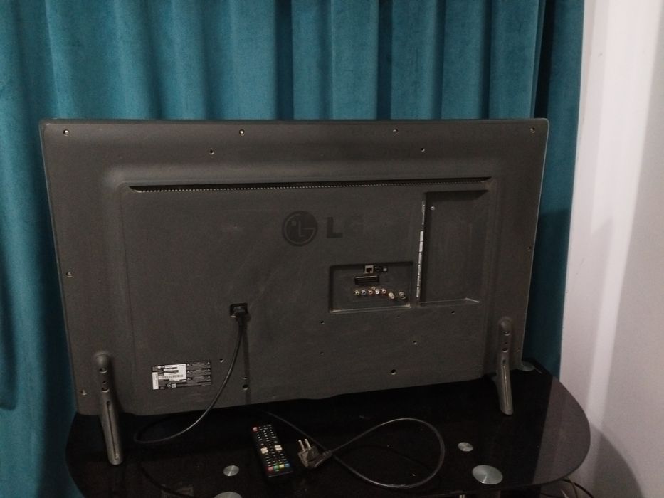 Телевизор LG продается