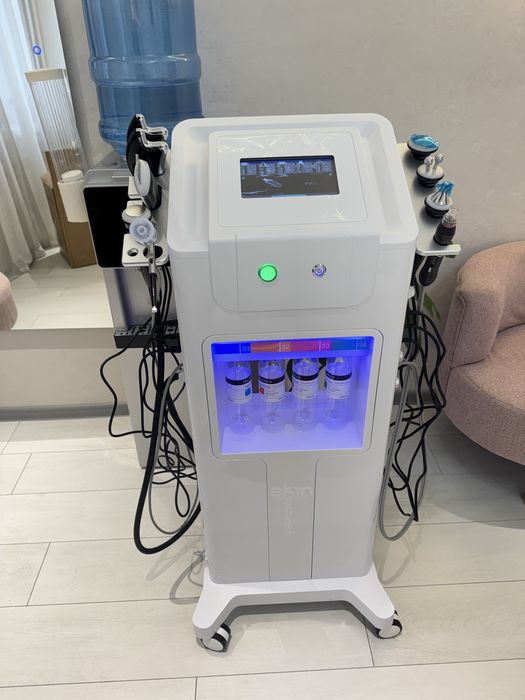 Аппарат для чистки лица 8 в 1