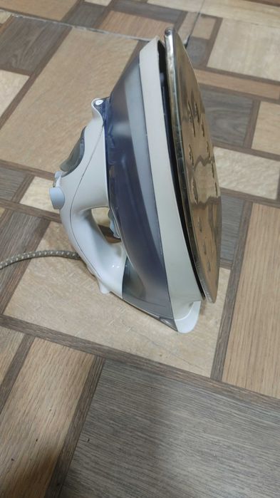 Продам утюг фирма nikai