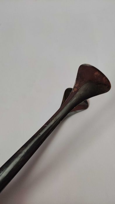 Голяма и удобна щипка за лед