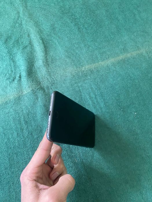 Iphone 8+ без ремонта