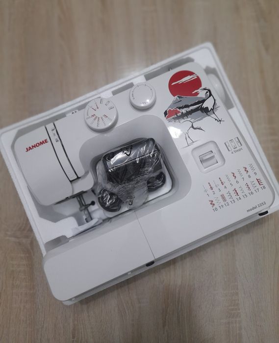 Швейная машинка джаноми