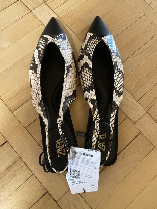 Босоножки  Zara