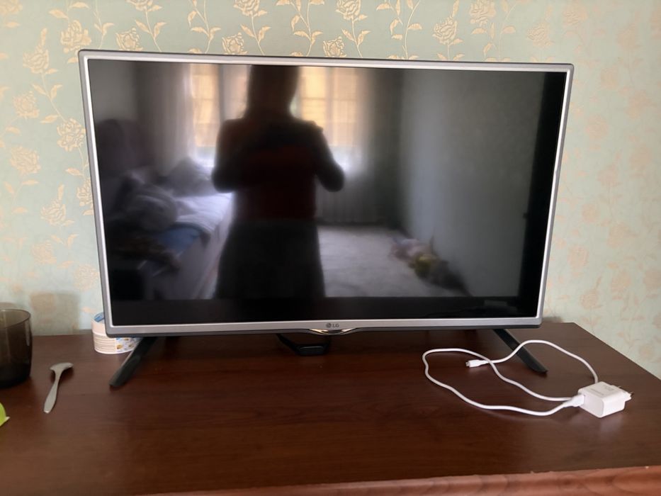 Телевизор LG в отличном состоянии