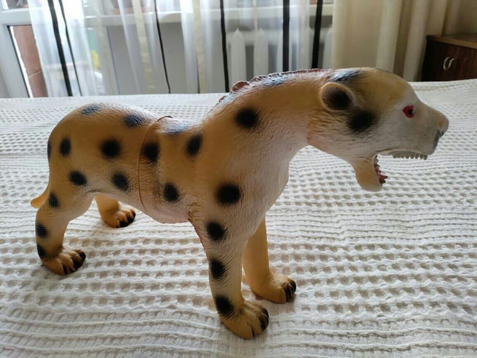 Продам детские игрушки.