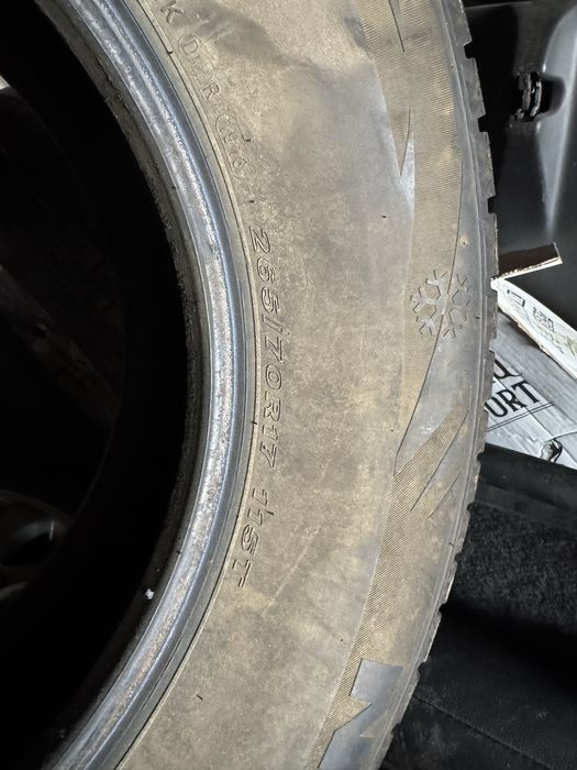 Резина нексен 265/70R17