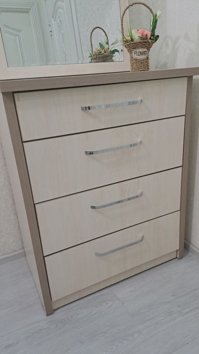 Камод мебель сотилади