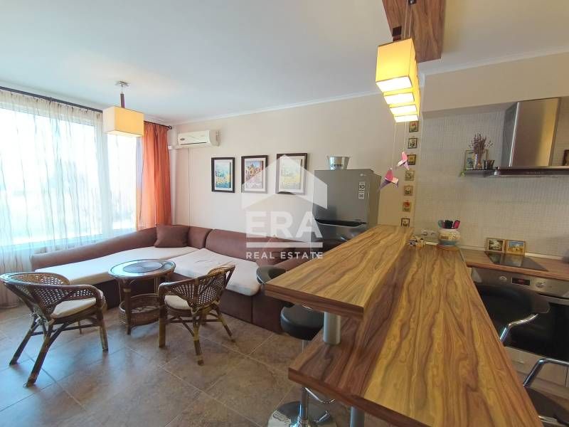 Продава се Тристаен апартамент в Поморие - 67 кв.м за 1592 €/кв.м - Снимка #7