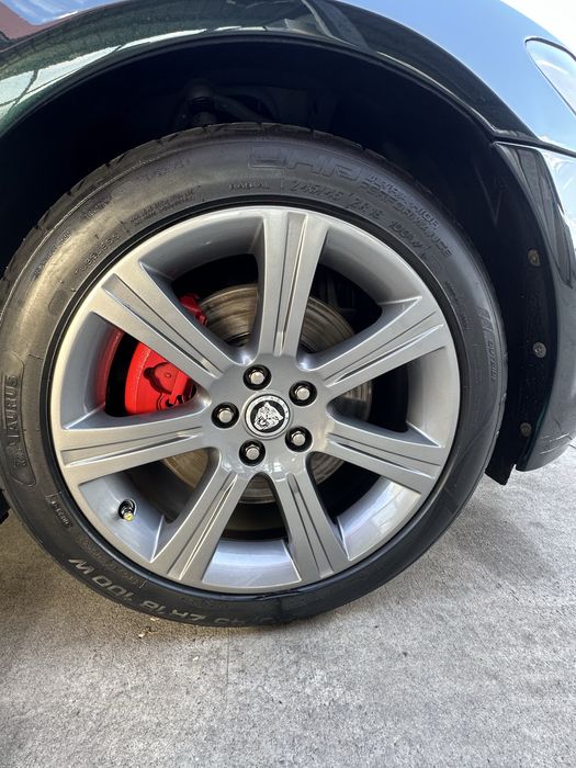 Jaguar XF 3.0 Бензин