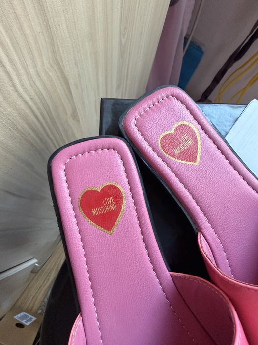 Moschino розови дамски чехли естествена кожа