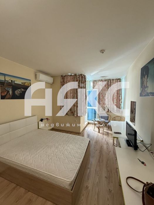 Едностаен обзаведен апартамент в кв. Студентски град