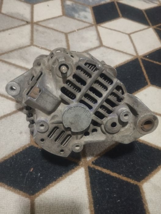 генератор Ниссан