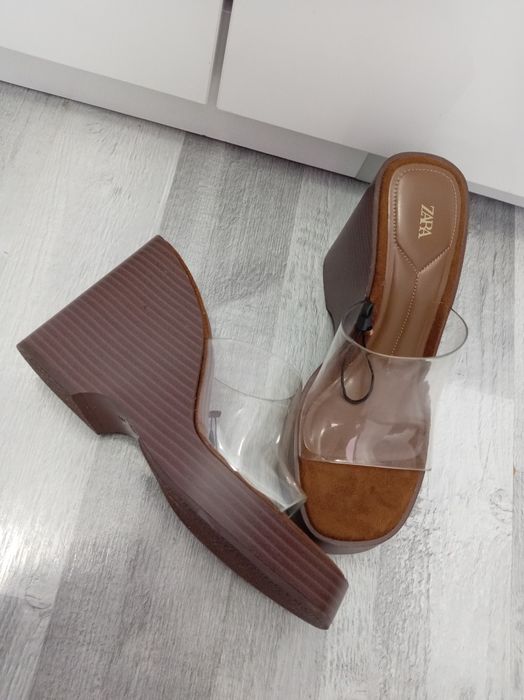 Sandale Zara, mărime 38,culoare maro