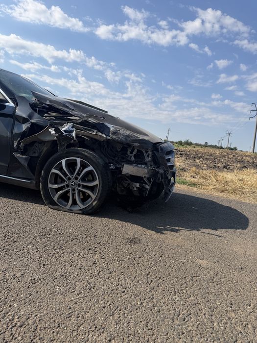 Vand mercedes c220 4matic 2017