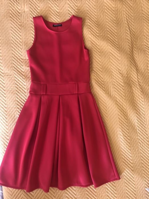 Червена рокля Arogans