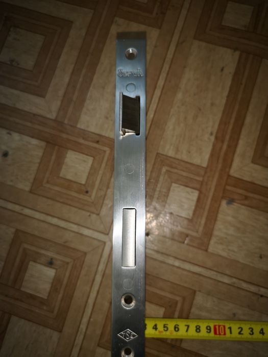 Замок дверной. Новый.